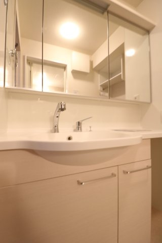 【独立洗面台】