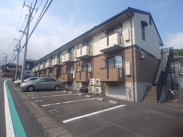プレミール秋の外観