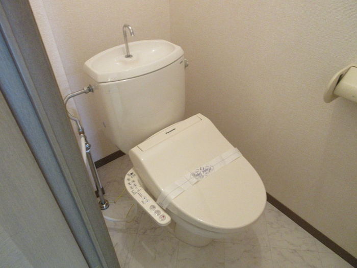 プレミール秋のトイレ