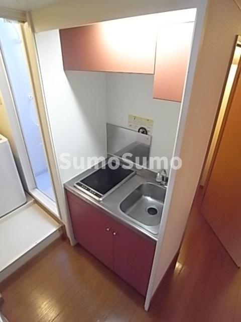 レオパレス臨港線のキッチン