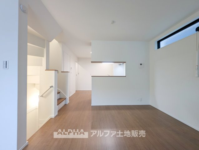 立川市錦町6　A号棟の外観|【A warm space】◆心をほどく場所◆
ゆったりとした空間に包まれ、誰かを迎えることが日常になる住まい。
この環境で暮らすうちに、時間の使い方も、人との距離感も変わっていく。