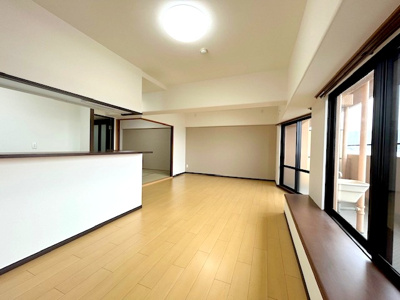 【居間・リビング】 | ふぁみーゆ寝屋川セントラルパークB棟