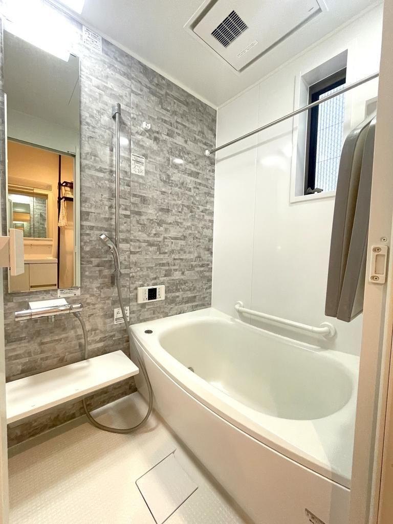 戸建 練馬区田柄５丁目の浴室|清潔感があり、お手入れもしやすい設計で快適なバスタイムを過ごせます。