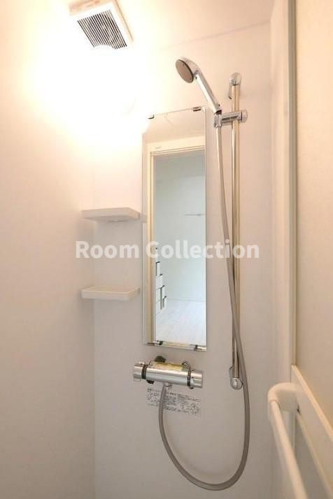 ハーモニーテラス経堂の浴室