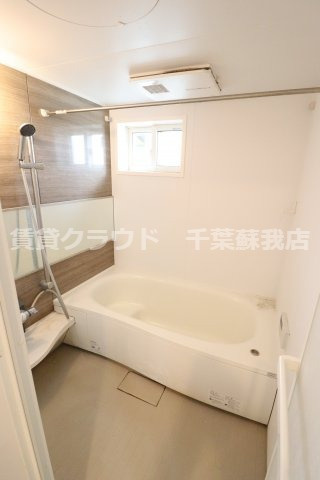 ブリランテAの浴室|広々としたバスルーム♪一日の疲れをゆっくり癒してください♪