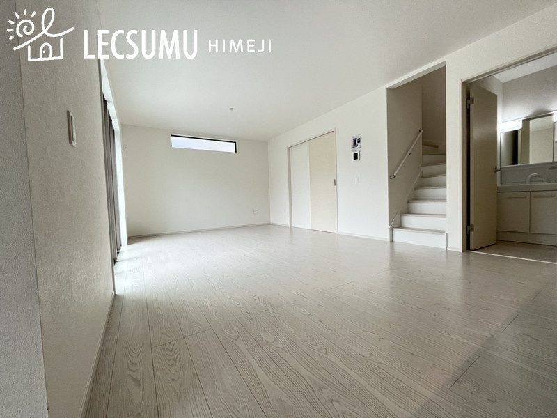 姫路市西庄/新築戸建の居間・リビング