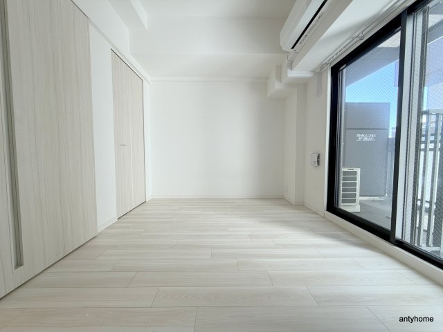 S-RESIDENCE難波大国町Deux　仲介手数料無料の居間・リビング