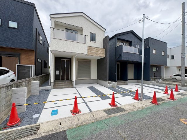 草津市草津町1号棟　新築戸建ての外観