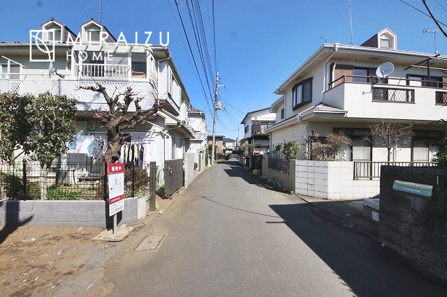 【前面道路含む現地写真】 | 自然環境豊かで都心へのアクセスの良好の立地☆彡閑静エリアで叶える贅沢なご家族時間を楽しめる、そんな邸宅で建築なさいませんか？まずはお客様の夢をお聞かせください☆彡
