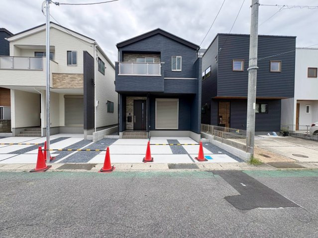 草津市草津町2号棟　新築戸建ての外観