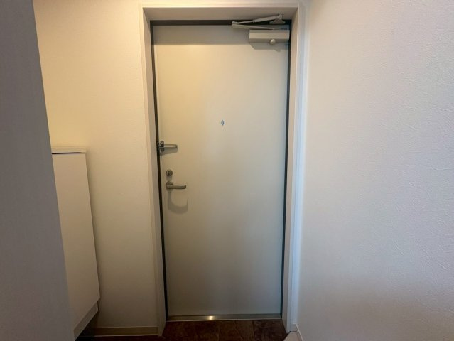 GRANDIR近大前の玄関