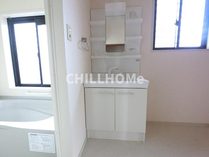 飯塚町谷一貸家住宅の洗面所|当社、チルホームのHPもご覧ください(^^)/物件情報多数♪