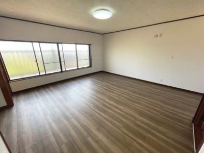 【洋室】 | 筑西市岡芹４LDK中古住宅