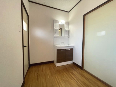 【独立洗面台】 | 筑西市岡芹４LDK中古住宅