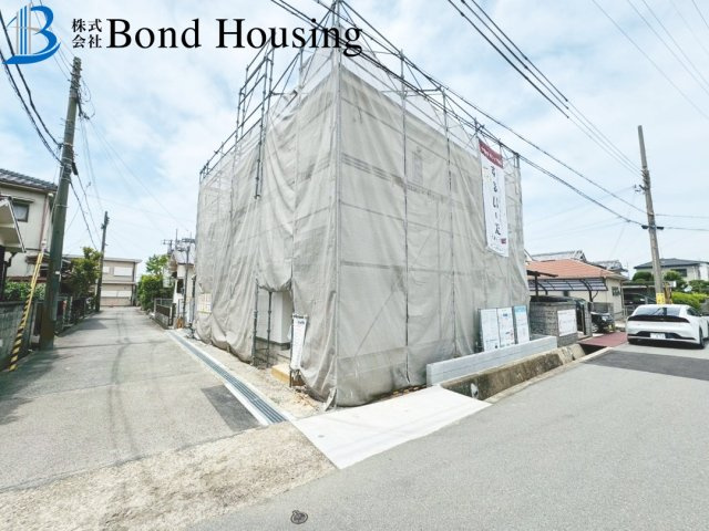 江井ヶ島駅徒歩7分　長期優良住宅　大久保町江井島　新築戸建の前面道路含む現地写真