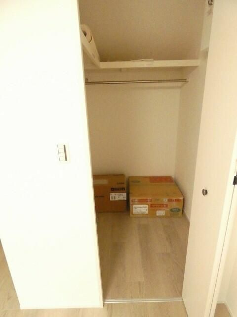 Vieuno NOZAWA　新築　角部屋　宅配BOXの収納