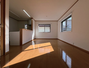 泉区岡津町 中古戸建 3280万円の居間・リビング