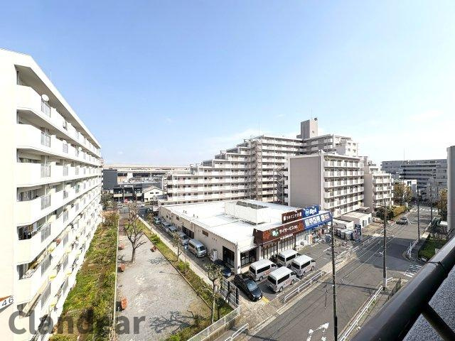 グリーンパーク第５綾瀬マンションの展望|ドキドキの新生活も、安心してスタート。ぴったりの住まいを見つけませんか？クランディアが一緒に住まい選びをサポートします‼　まずは、お気軽にお問合せください　＃クランディア