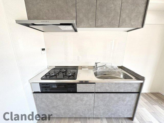 グリーンパーク第５綾瀬マンションのキッチン|ドキドキの新生活も、安心してスタート。ぴったりの住まいを見つけませんか？クランディアが一緒に住まい選びをサポートします‼　まずは、お気軽にお問合せください　＃クランディア