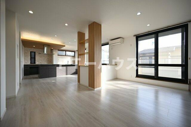 八千代台北戸建て（部分貸し）の居間・リビング