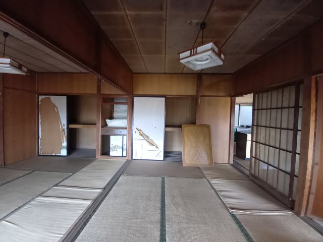 さくら市下河戸　建物付き土地の和室