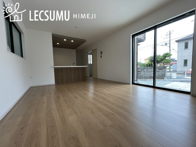 姫路市西庄/新築戸建の居間・リビング