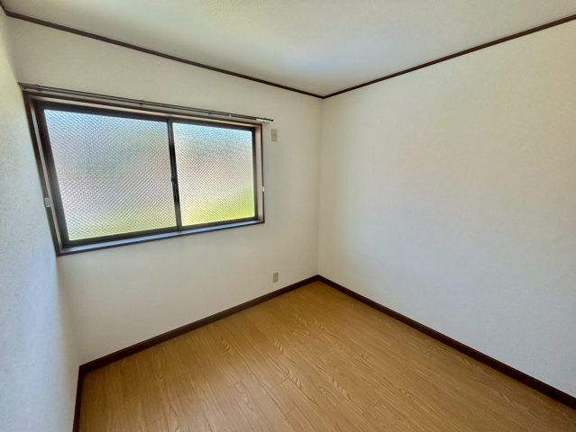 シャトー仏蘭西の洋室