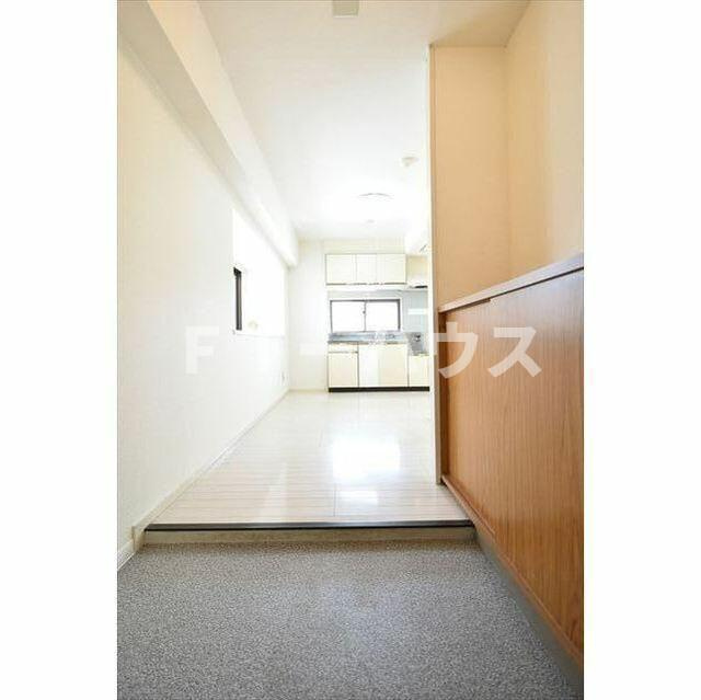 グレイス八千代台の玄関