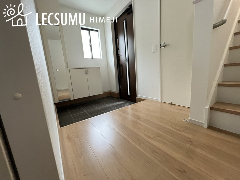 姫路市西庄/新築戸建の玄関