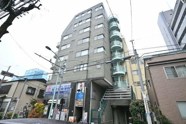ツインパレスの外観