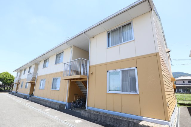 ハイツイヨマタ