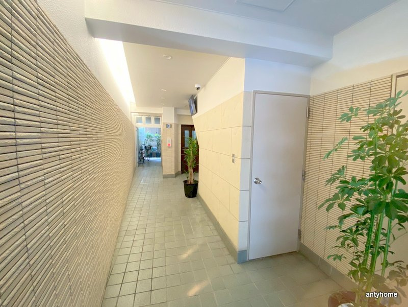 R CUBE 大国町　仲介手数料無料のロビー