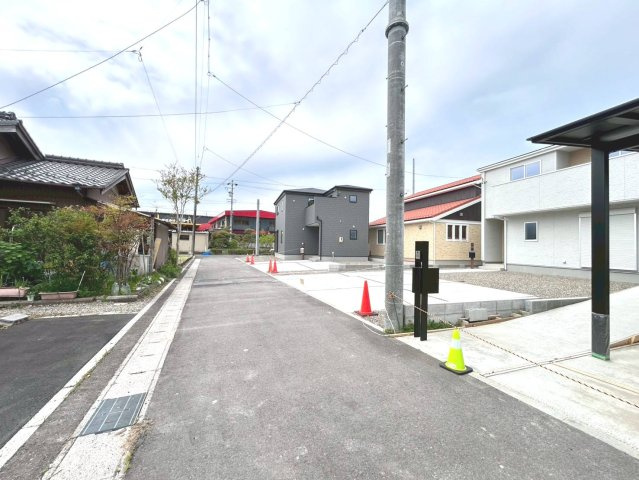 リーブルガーデン　一宮市西五城第5　全2区画分譲の前面道路含む現地写真|■前面道路　■ヤマダ不動産　株式会社リライフ　
■夢のマイホーム購入をフルサポートします！