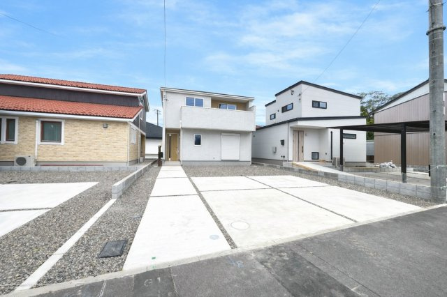 リーブルガーデン　一宮市西五城第5　全2区画分譲の外観|■全体写真　
■ヤマダ不動産　株式会社リライフ　