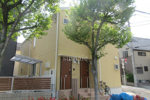 フルールの外観|落ち着いた雰囲気の外観です