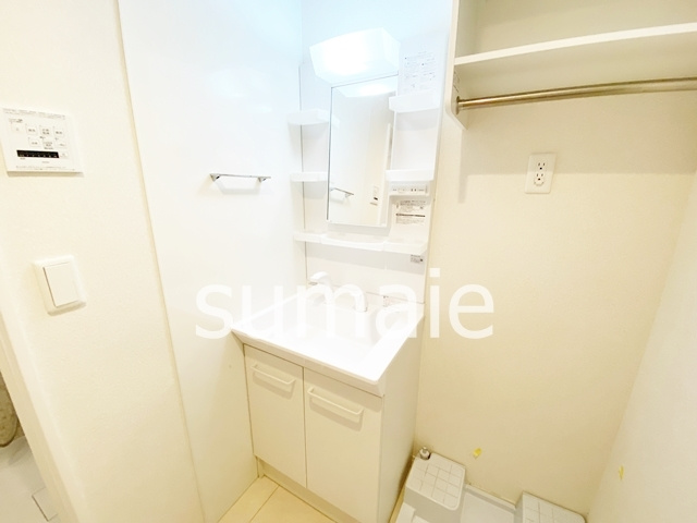 フルールの洗面所|忙しい朝には欠かせない洗面所です