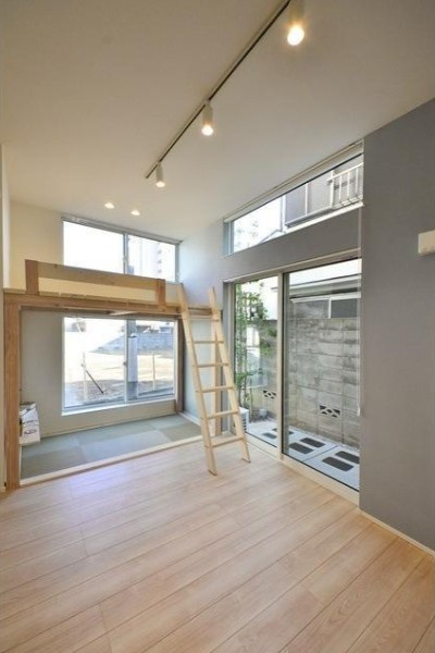 Ｂｌａｎｃ　Ｃｏｕｒｔ代田橋の居間・リビング