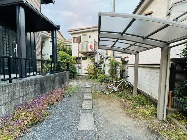 川崎市多摩区南生田７丁目のアパートのその他