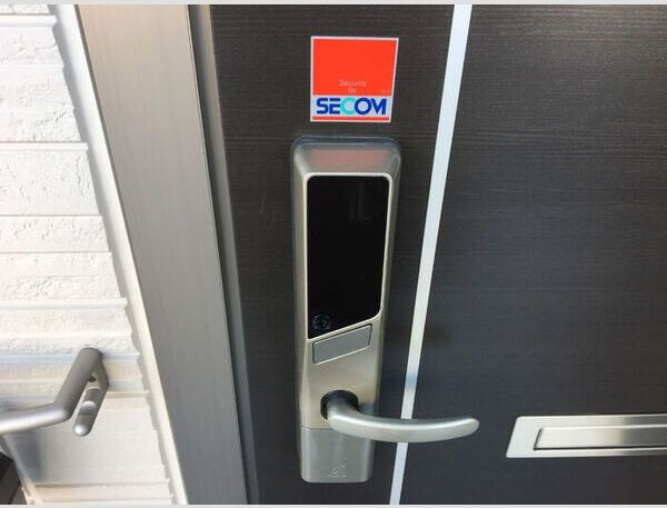 ルミナスの玄関