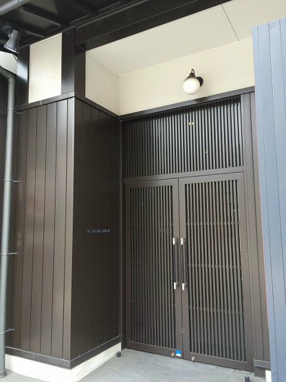 【エントランス】マンションロードウェイ