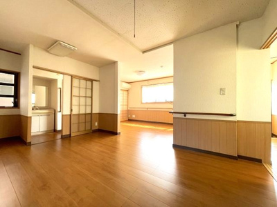 【居間・リビング】 | ひまわり戸建