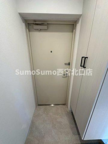 GRANKOBELIA津門大箇町の玄関