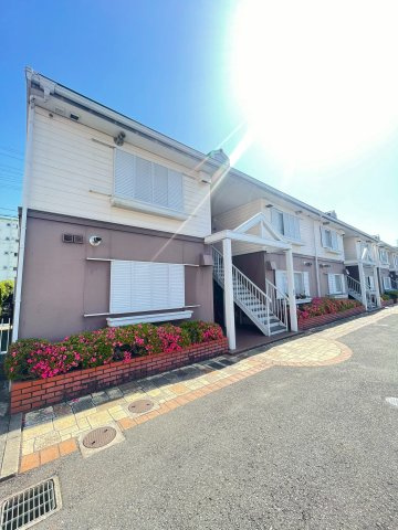 ホワイティハイツの外観