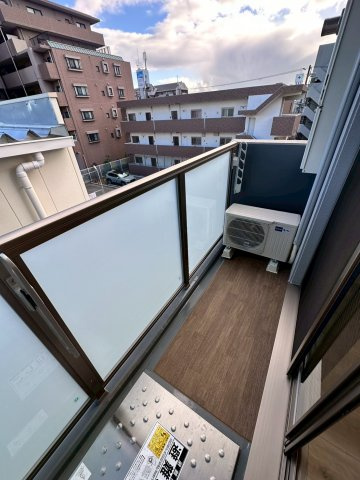 GRANKOBELIA津門大箇町のバルコニー