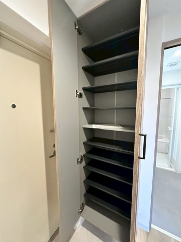 GRANKOBELIA津門大箇町の収納
