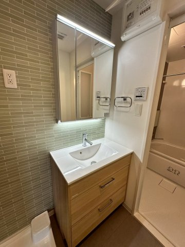 GRANKOBELIA津門大箇町の洗面所