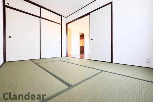東川口パークホームズの和室|ドキドキの新生活も、安心してスタート。ぴったりの住まいを見つけませんか？クランディアが一緒に住まい選びをサポートします‼　まずは、お気軽にお問合せください　＃クランディア