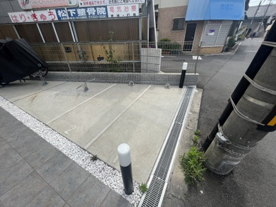 【駐車場】 | リアコートJR淡路駅前 | バイク置き場です