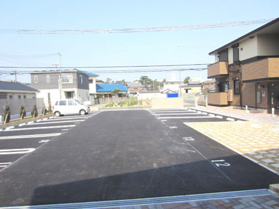 【駐車場】 | メゾンドボヌール秀B棟