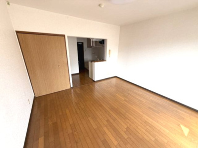 【居間・リビング】 | クイーンハイツ